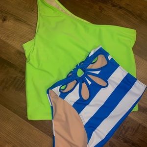 Kortni Jeane One shoulder top